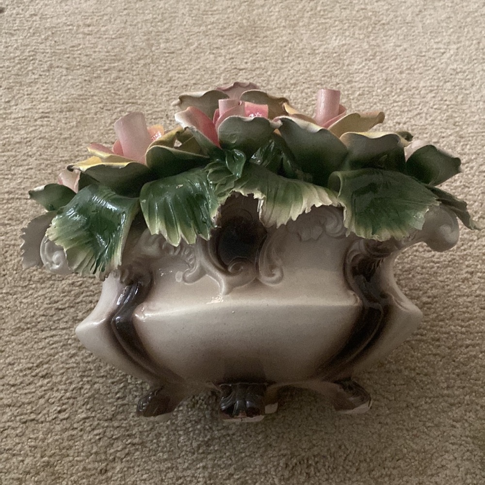 Vintage Capodimonte Floral Centerpiece - Picture 4 of 4